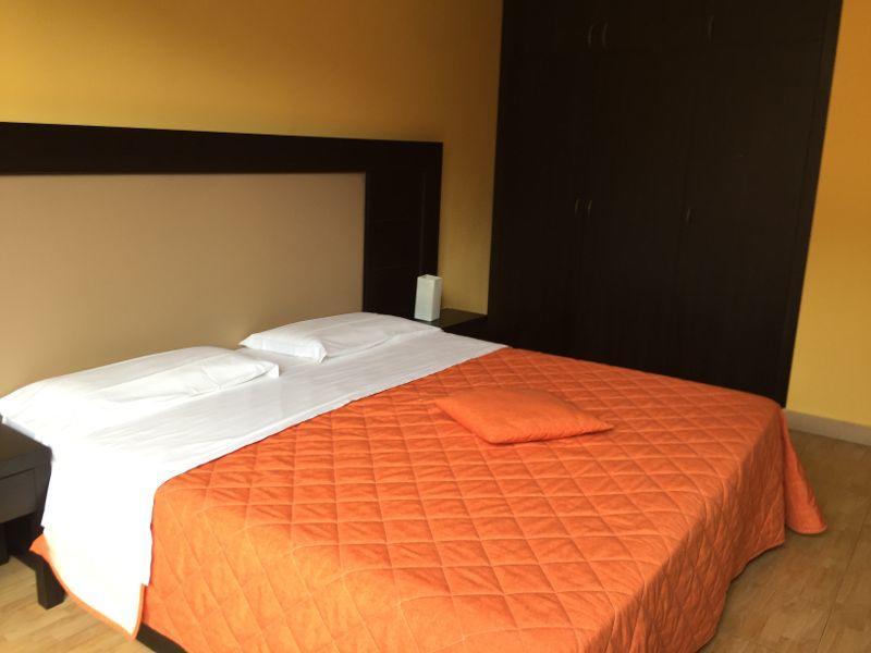 64Rooms Енна Екстер'єр фото