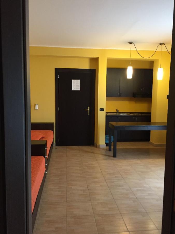 64Rooms Енна Екстер'єр фото